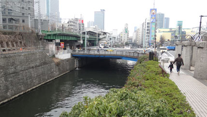 東京の橋：水道橋