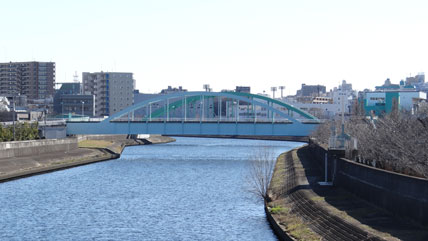 【2025年】エレガントファッションを上品に着 東京の橋：長後さくら橋 絵画