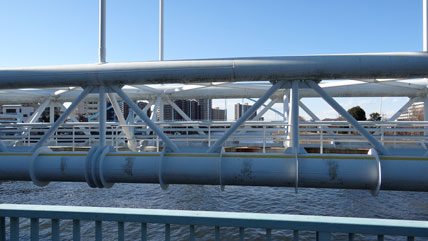 水橋 東京の橋：千住水道管